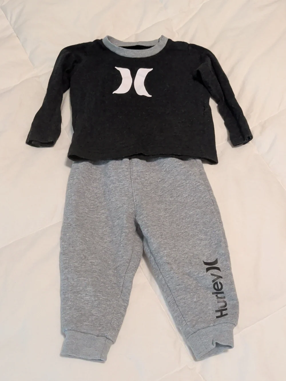 Hurley Sweat suit 12months